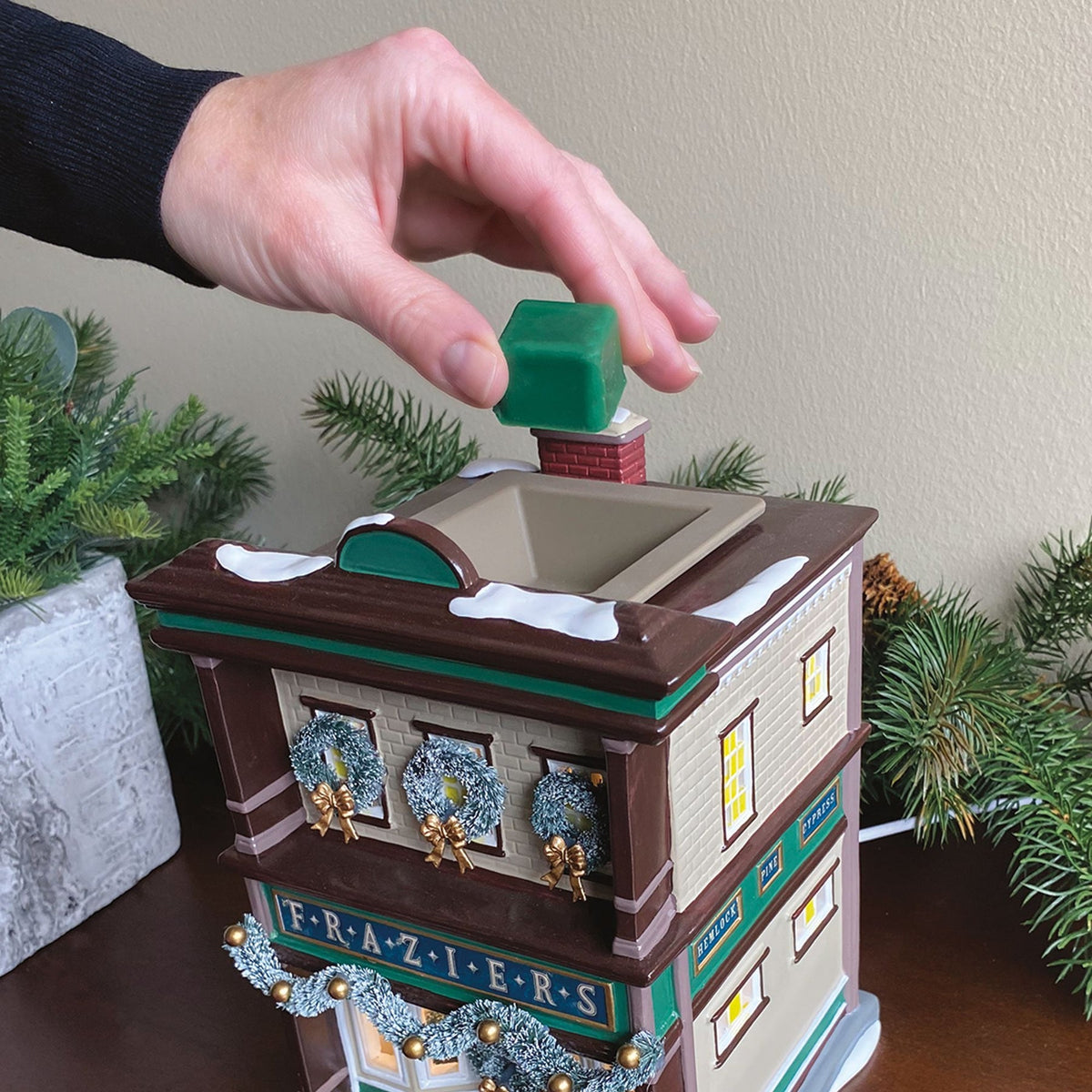 Frazier's Fresh & Festive | Department 56