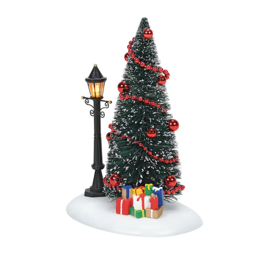 Lit Christmas Vignette | Department 56