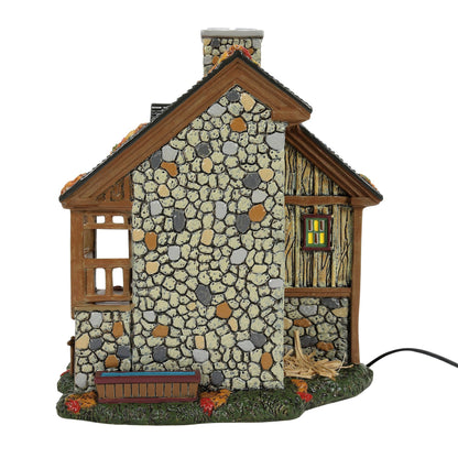 Sleepy Hollow Stables | Department 56