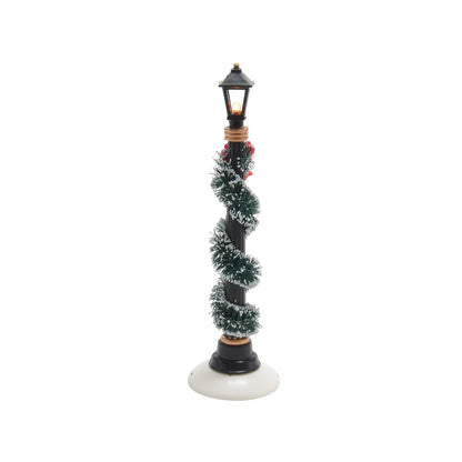 Small Town Street Lamps | Department 56